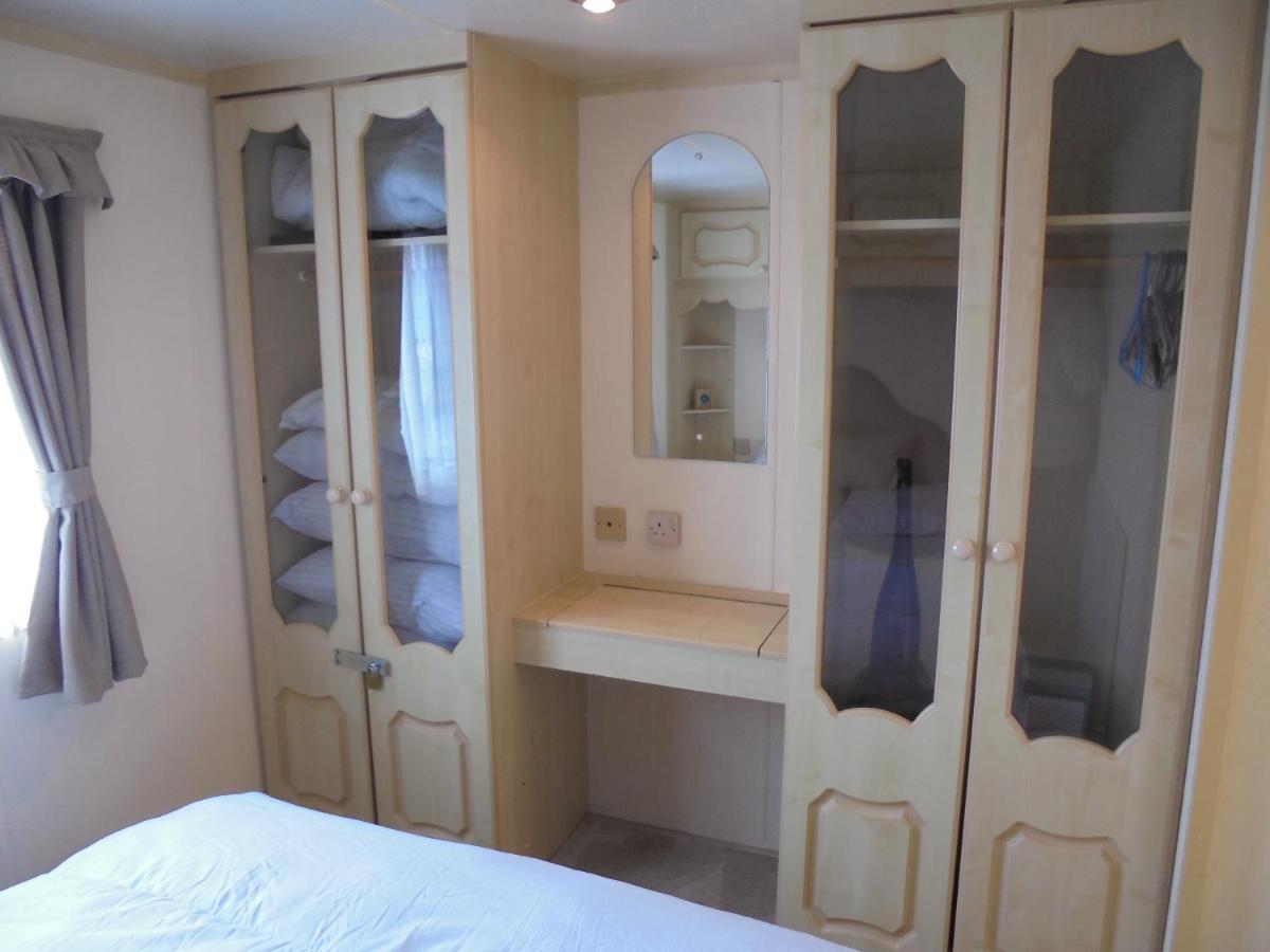 Апартаменты 7 Berth On Coral Beach Granada II Инголдмелс Экстерьер фото